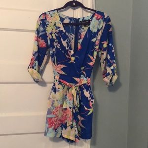 Yumi Kim Floral Romper 🔥